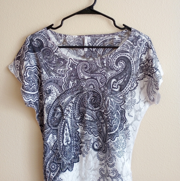 Studio Y Bedazzled Tunic Top - Picture 2 of 9